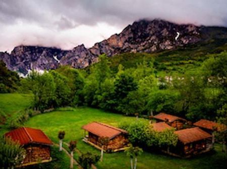 Hotel Rural Picos De Europa Posada De Valdeon Exteriér fotografie
